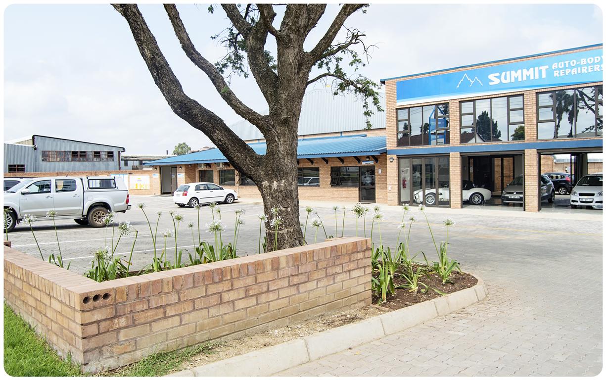 Summit Auto Body Repairers Panel Beater Directory